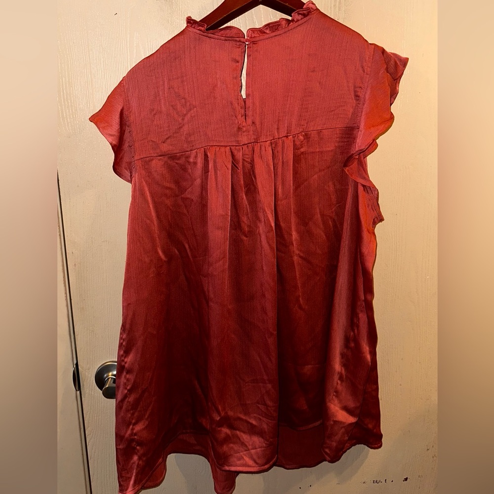 Old Navy Women's Red Ruffle Top - Picture 2 of 4